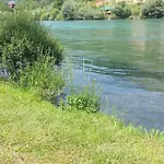 Vikendica Pored Drine Foca Semesterbostad Handici