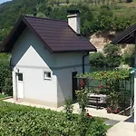Vikendica Pored Drine Foca * Handici
