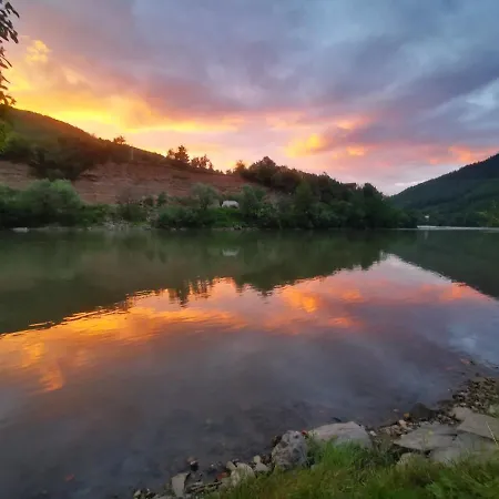 Vikendica Pored Drine Foca