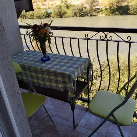 Vikendica Pored Drine Foca Nyaraló Handici