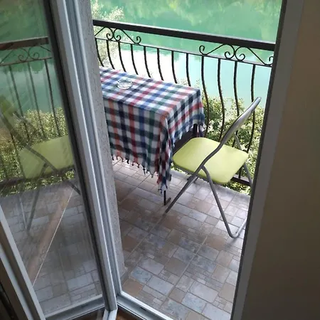 Vikendica Pored Drine Foca