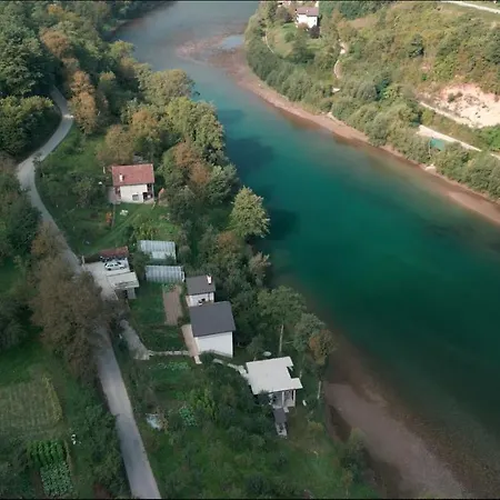 Vikendica Pored Drine Foca Nyaraló *