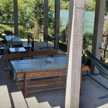 Vikendica Pored Drine Foca Nyaraló