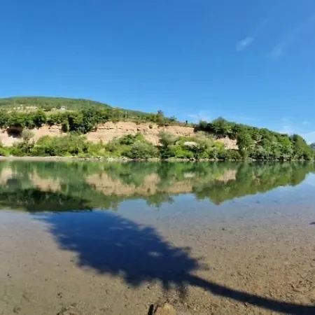 Vikendica Pored Drine Foca 度假居