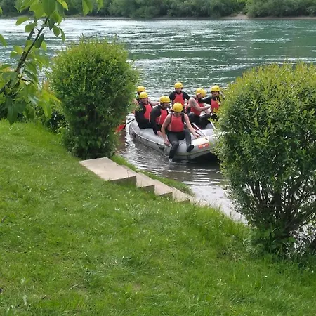 Nyaraló Vikendica Pored Drine Foca Handici
