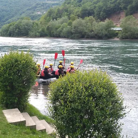 Vikendica Pored Drine Foca *