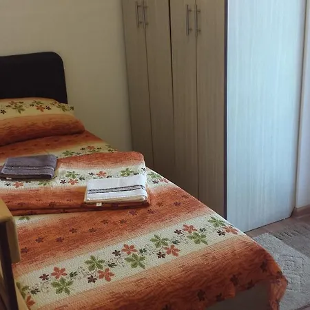 Vikendica Pored Drine Foca Handici