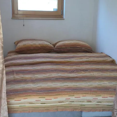 Nyaraló Vikendica Pored Drine Foca *