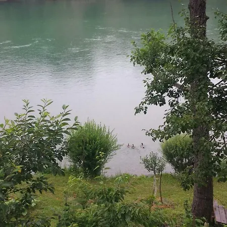 Nyaraló Vikendica Pored Drine Foca Handici