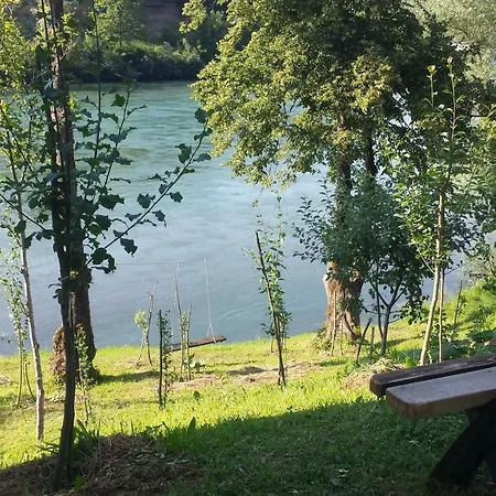 Vikendica Pored Drine Foca *