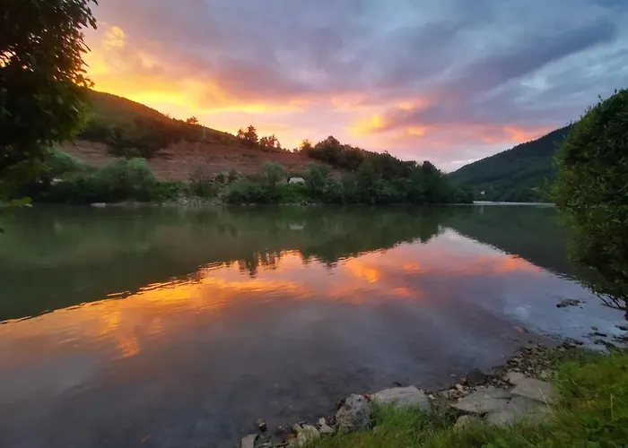 Vikendica Pored Drine Foca