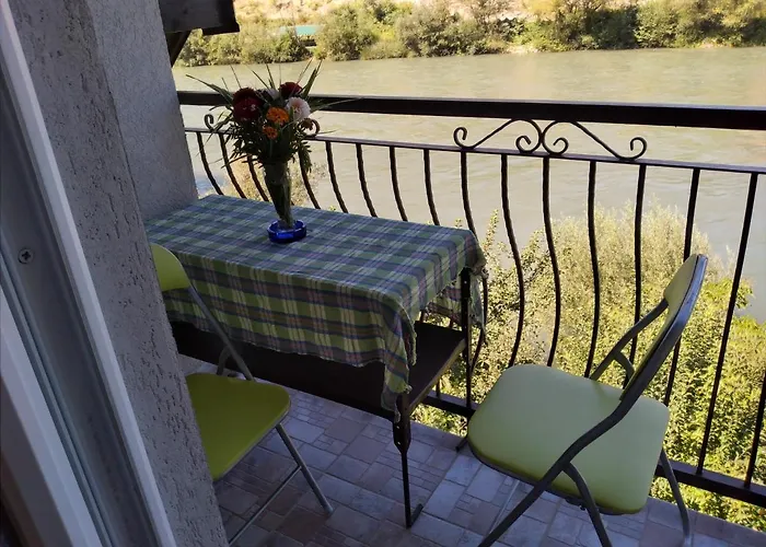 Vikendica Pored Drine Foca 度假居 Handici