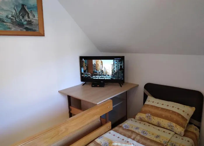 Vikendica Pored Drine Foca *