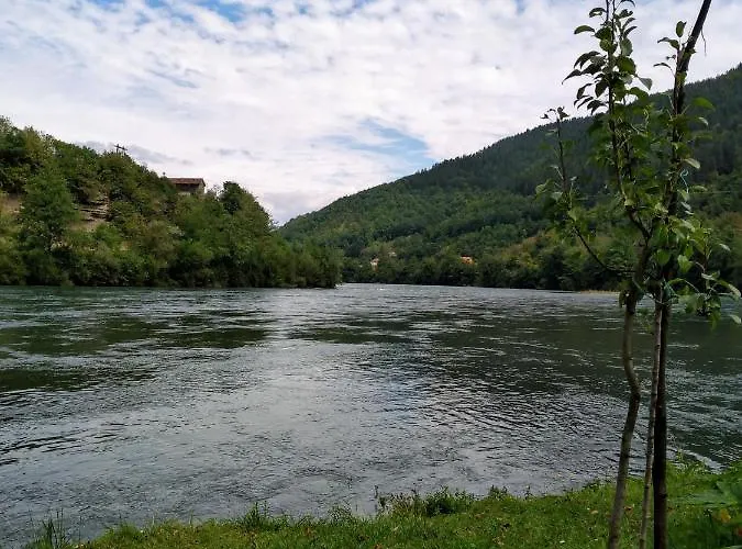 度假居 Vikendica Pored Drine Foca