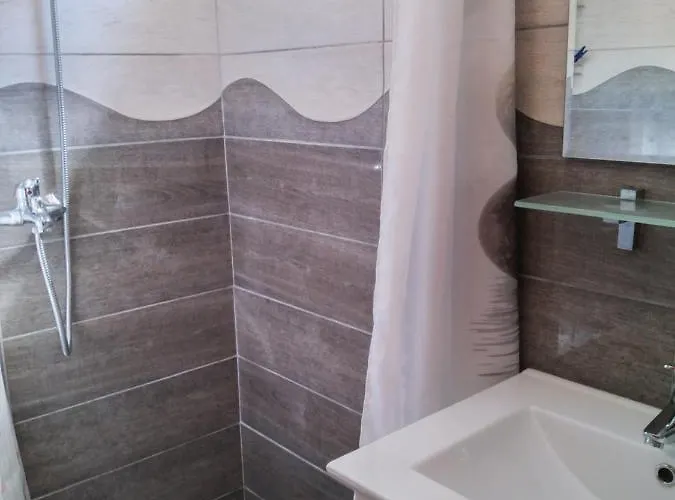 Vikendica Pored Drine Foca Vikendica Handici