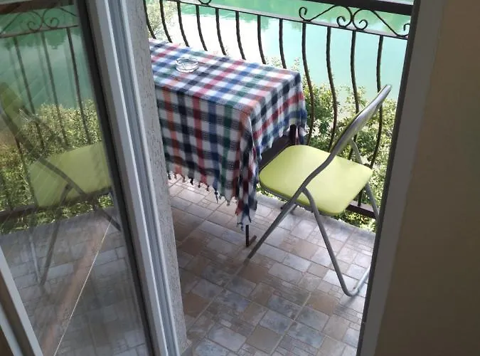 Vikendica Pored Drine Foca