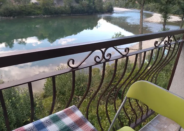 Vikendica Vikendica Pored Drine Foca