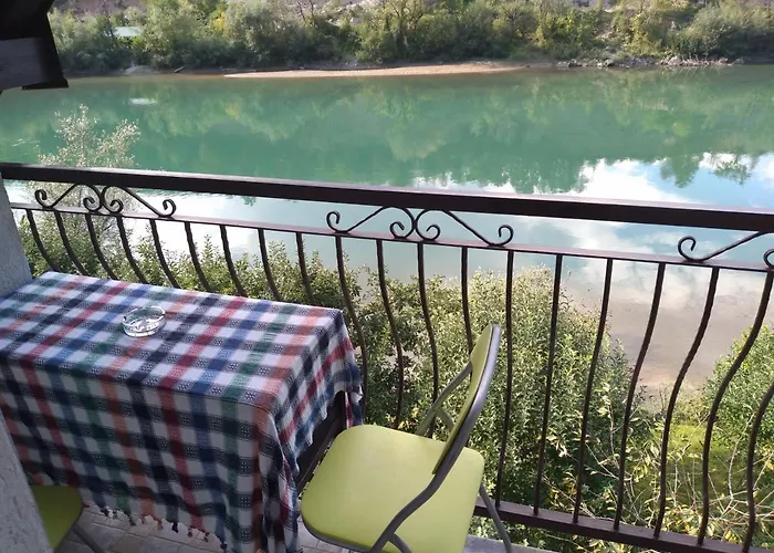 Vikendica Pored Drine Foca * Handici