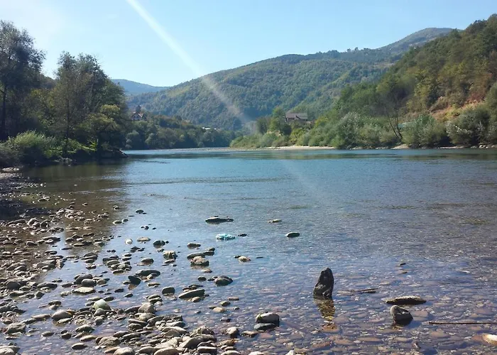 度假居 Vikendica Pored Drine Foca *