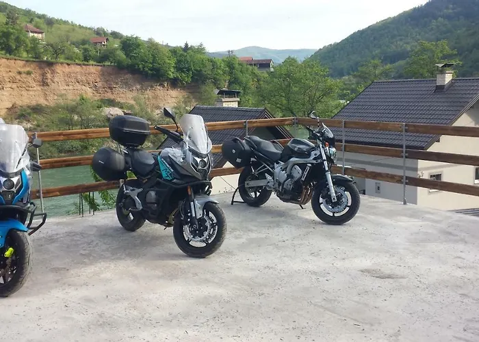 Vikendica Pored Drine Foca Vikendica *